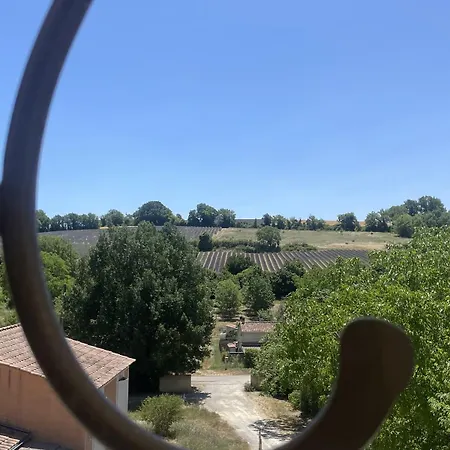 Vue Lavandes Avec Grande Terrasse Au Calme Valensole