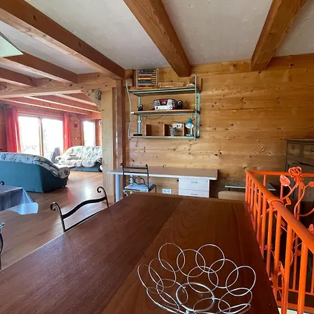 Vue Lavandes Avec Grande Terrasse Au Calme Holiday home *