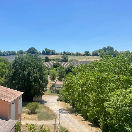 Holiday home Vue Lavandes Avec Grande Terrasse Au Calme Valensole